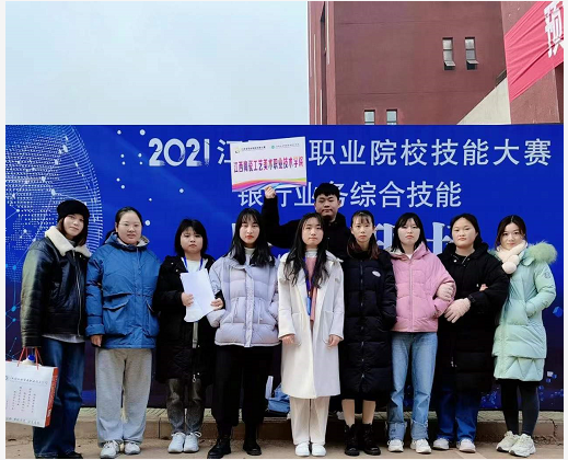 2360be6c99a448529dff1da5eac515e1.png